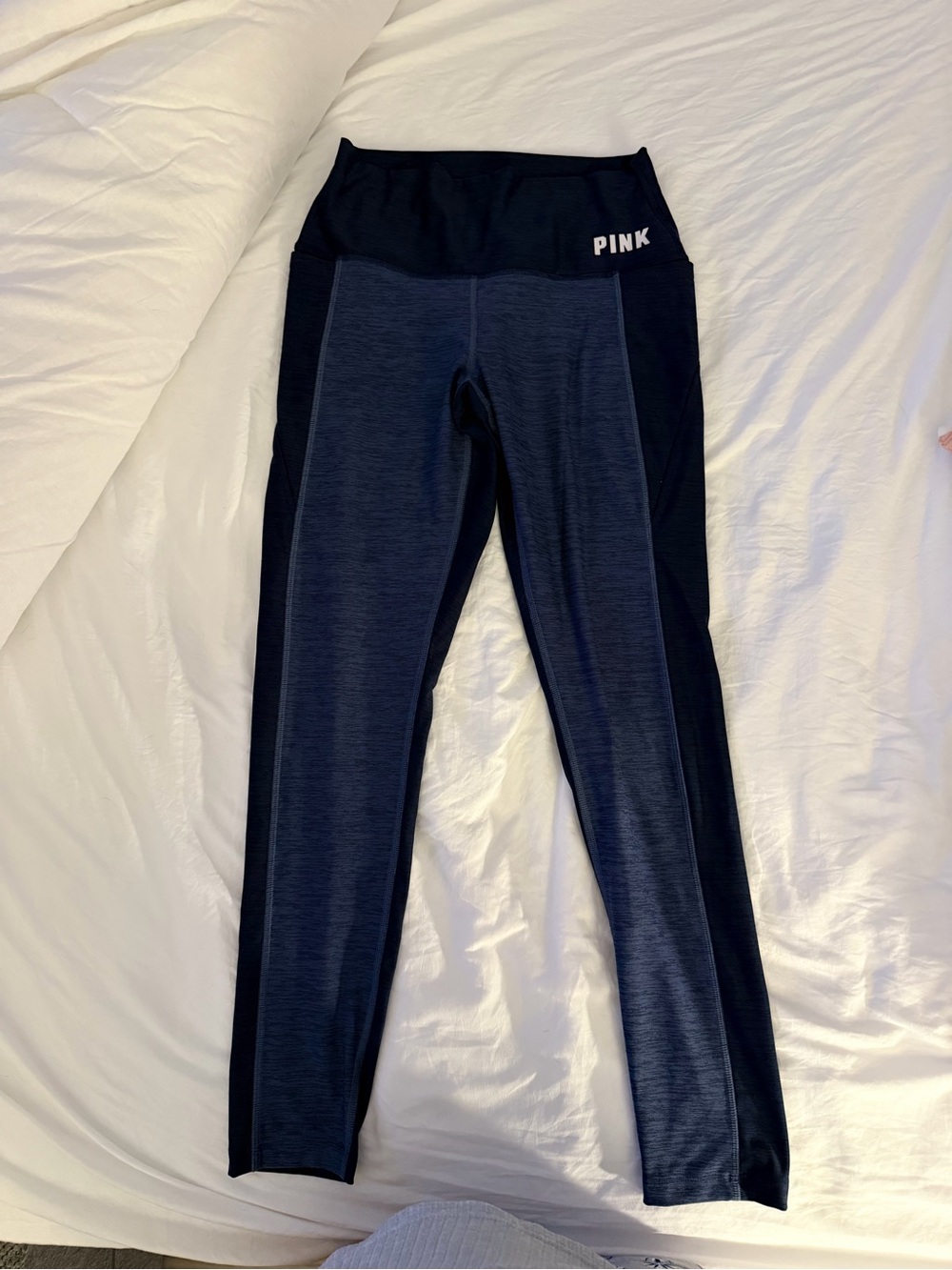 PINK Victoria's Secret Navy and Black Colorblock Leggings
